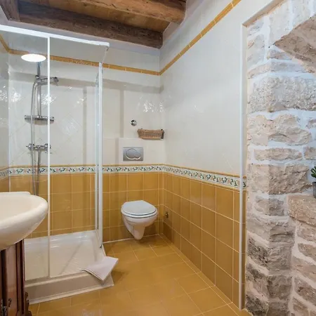 Villa Family Kata San Lorenzo Vošteni