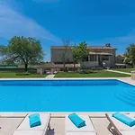 Family Kata San Lorenzo Vošteni