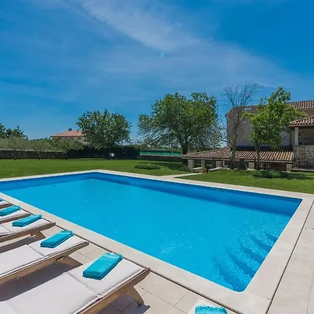 Villa Family Kata San Lorenzo Vošteni