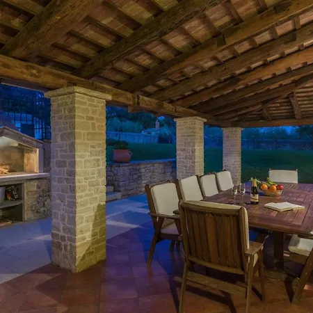 Family Kata San Lorenzo *